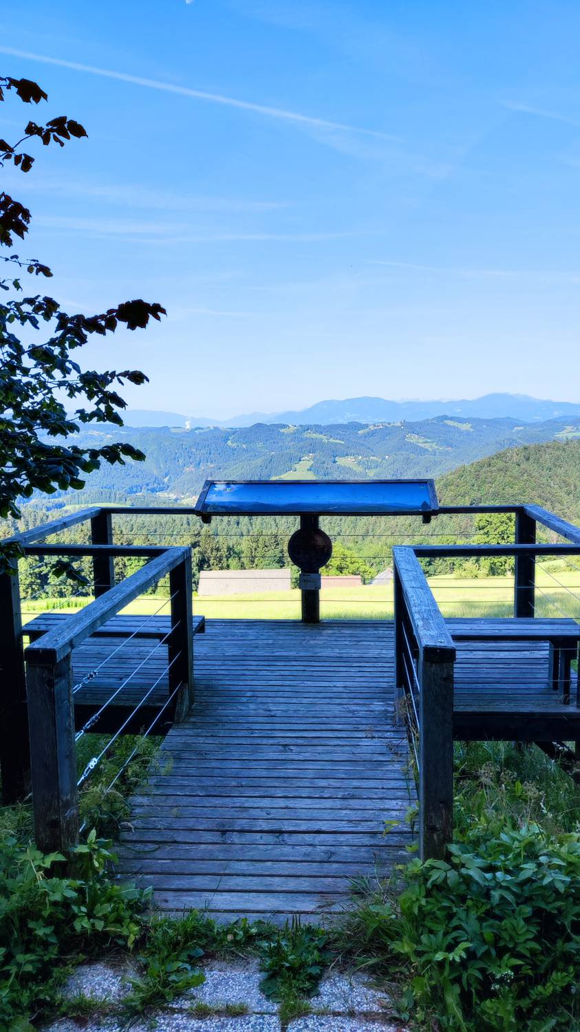Tolsti vrh, razgledna ploščad main photo