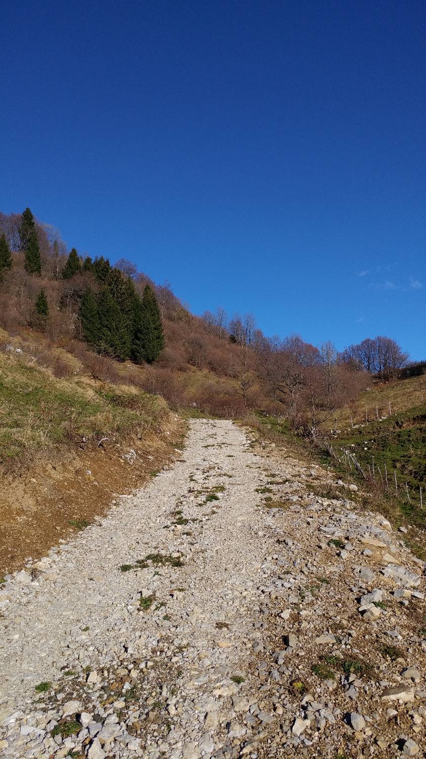 Cerkev Sv. Petra - Mrzli vrh slika 26