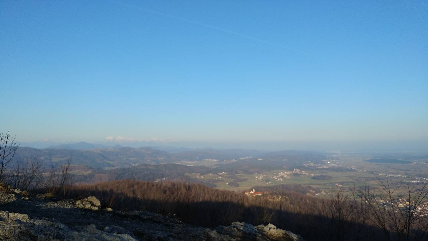 Planina nad Vrhniko prikazna slika