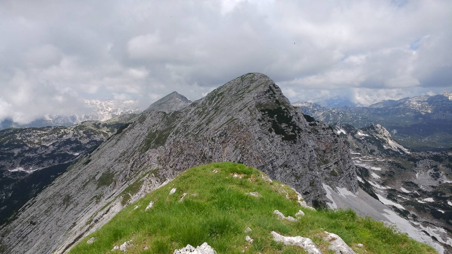 Parkirišče nad Žabčami - Vrh nad Škrbino slika 68