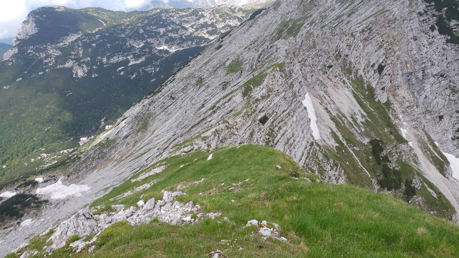 Parkirišče nad Žabčami - Vrh nad Škrbino slika 70