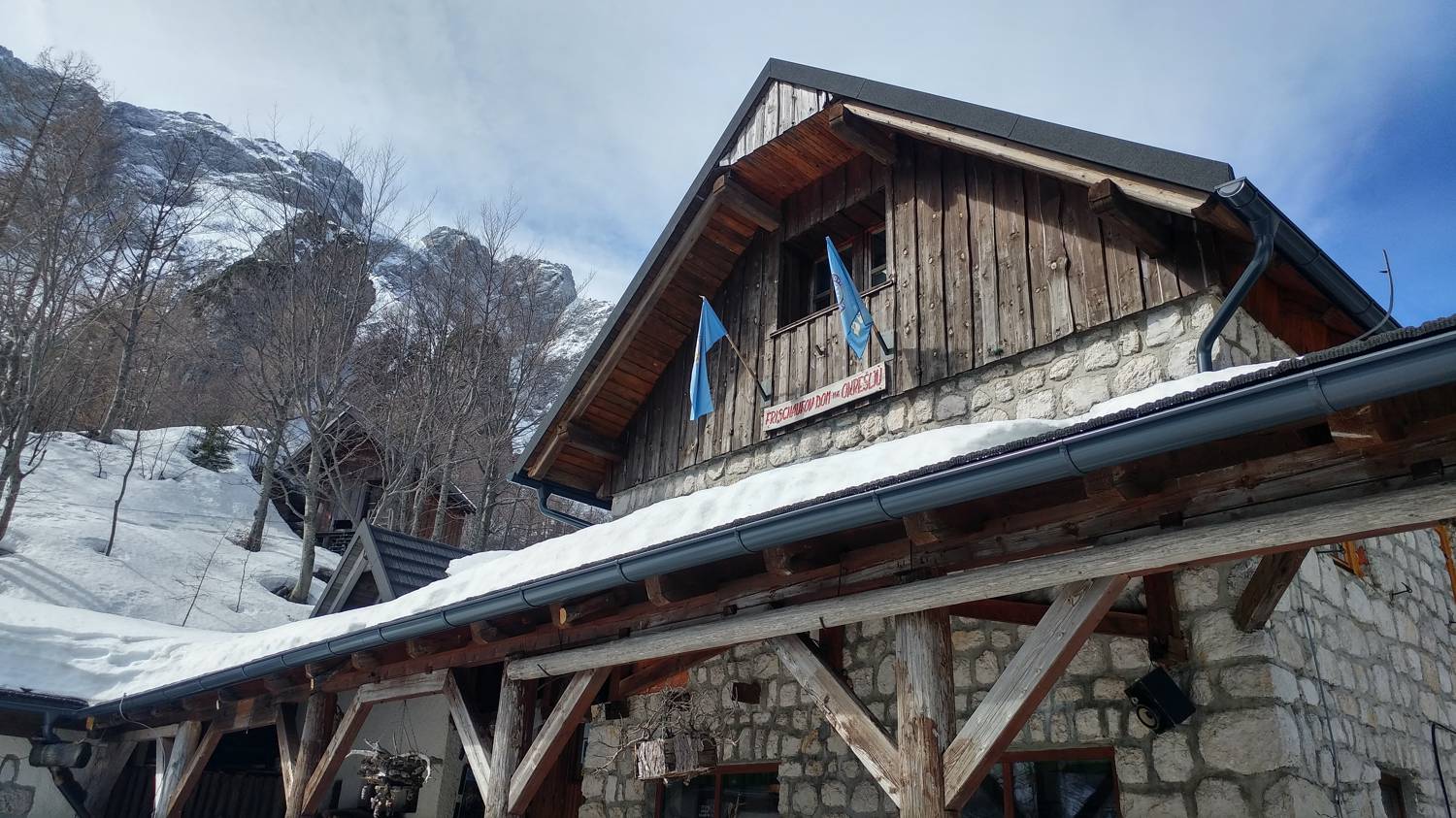 Koča pod slapom Rinka - Frischaufov dom na Okrešlju slika 22