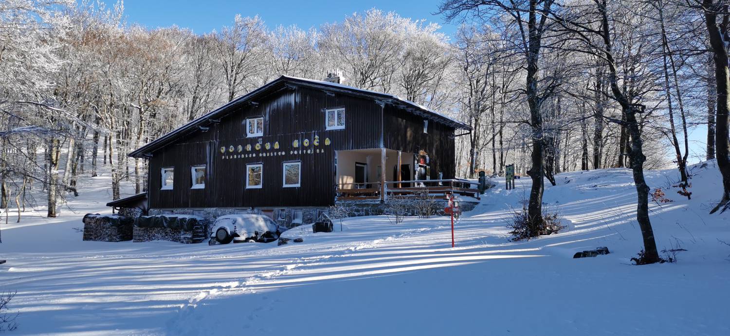 Vojkova koča na Nanosu main photo