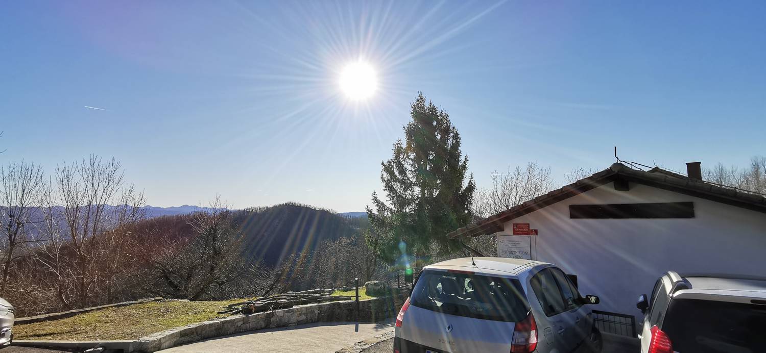 Planinski dom pod Ježo - Ježa slika 2