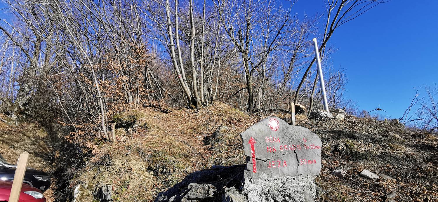 Planinski dom pod Ježo - Deveti Konfin slika 2