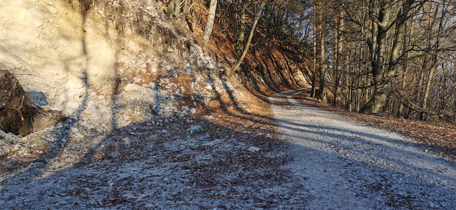 Parkirišče nad Žabčami - Meja slika 19