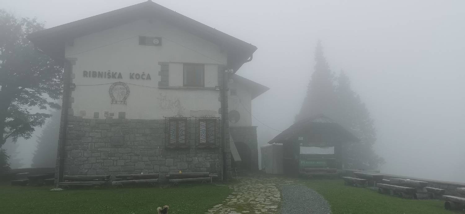 Koča na Pesniku - Ribniška koča slika 9