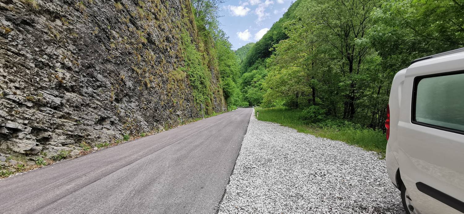 Parkirišče pred Podbrdom - Driselpoh slika 1