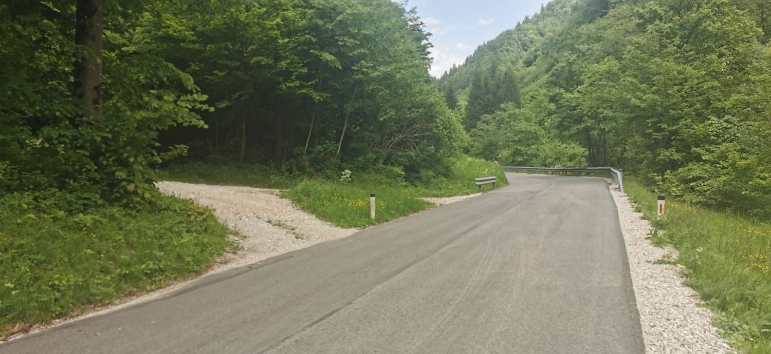 Parkirišče pred Podbrdom - Driselpoh slika 2