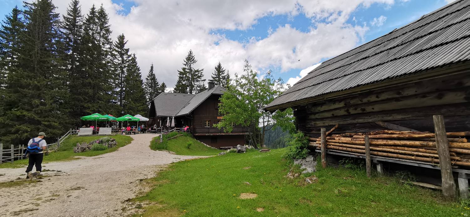 Planina Loka - Koča na Grohatu slika 39