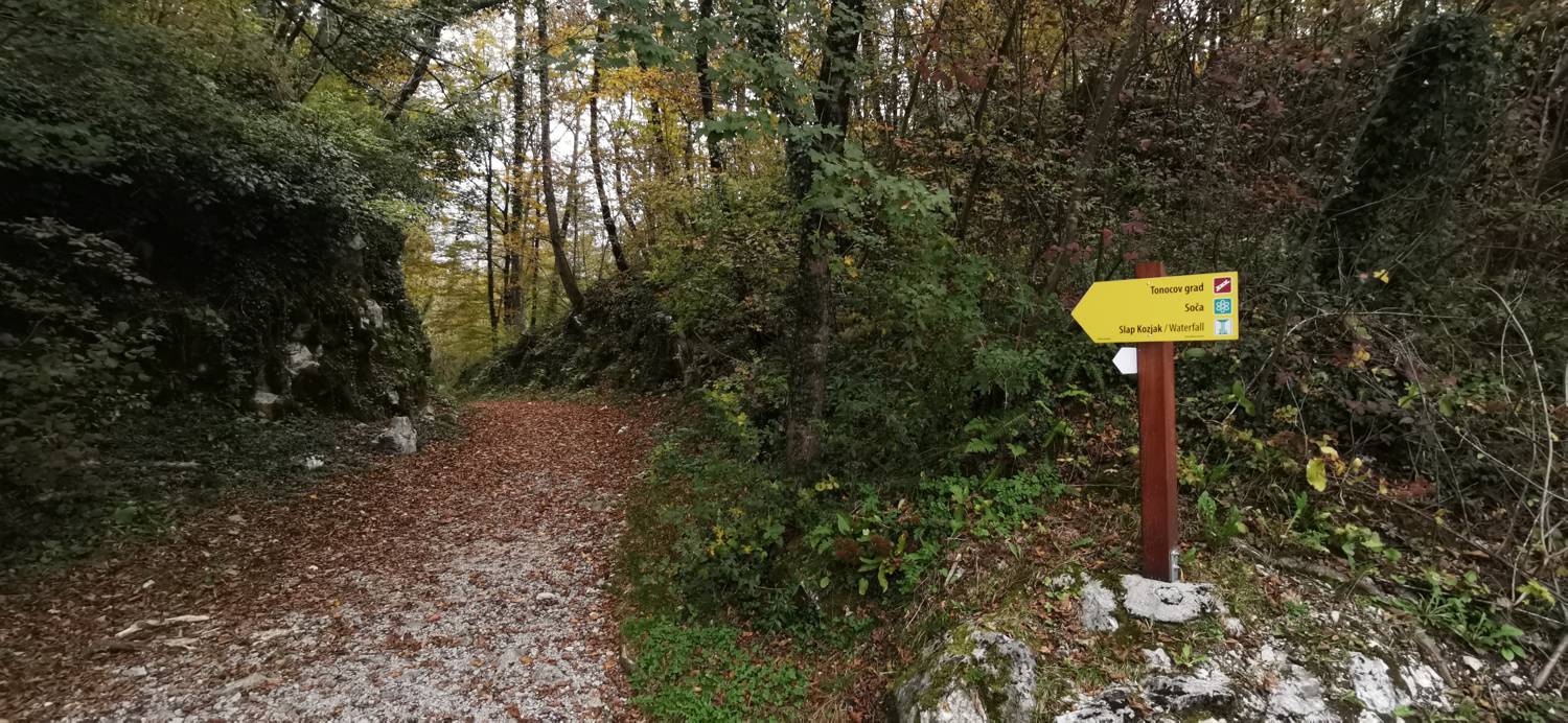 Kobarid (center) - Tonocov grad slika 17