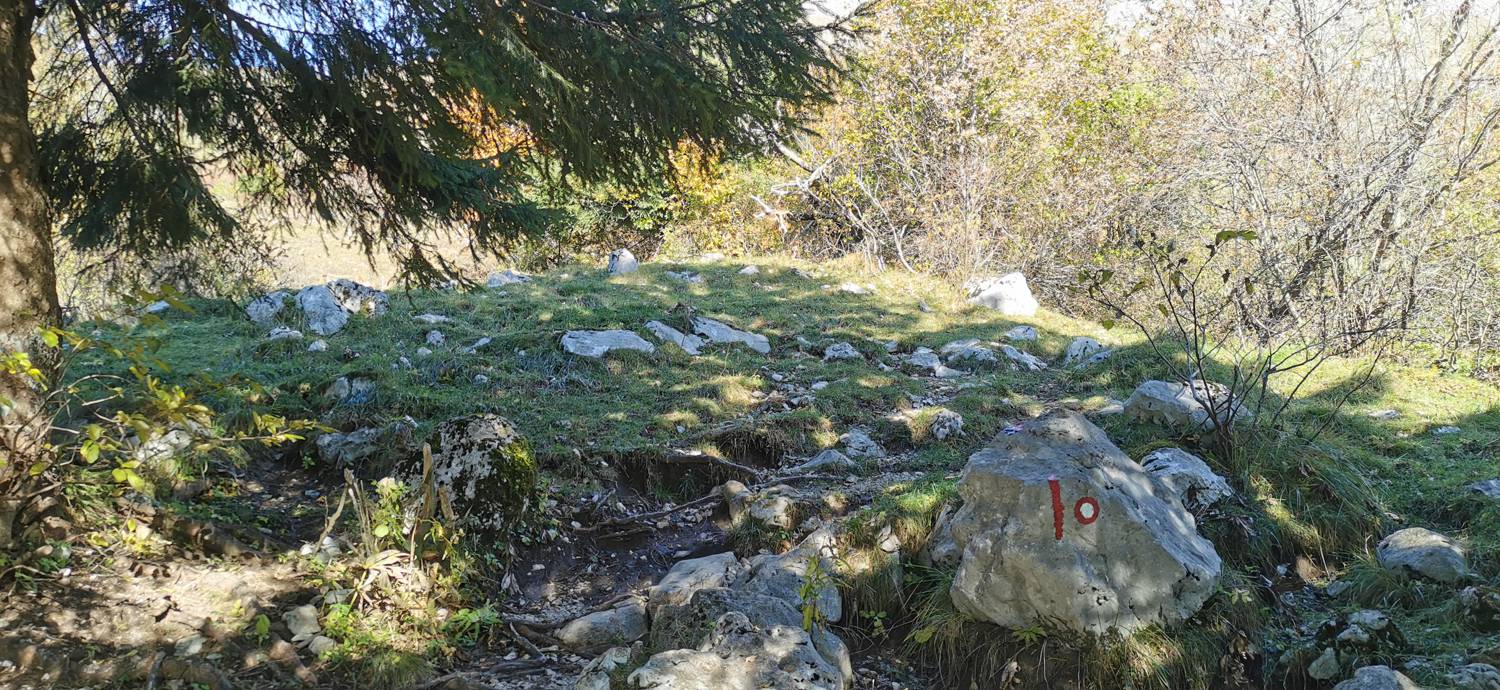 Planina Kuhinja - Vojaška kapela Bes na Planici pod Krnom slika 17