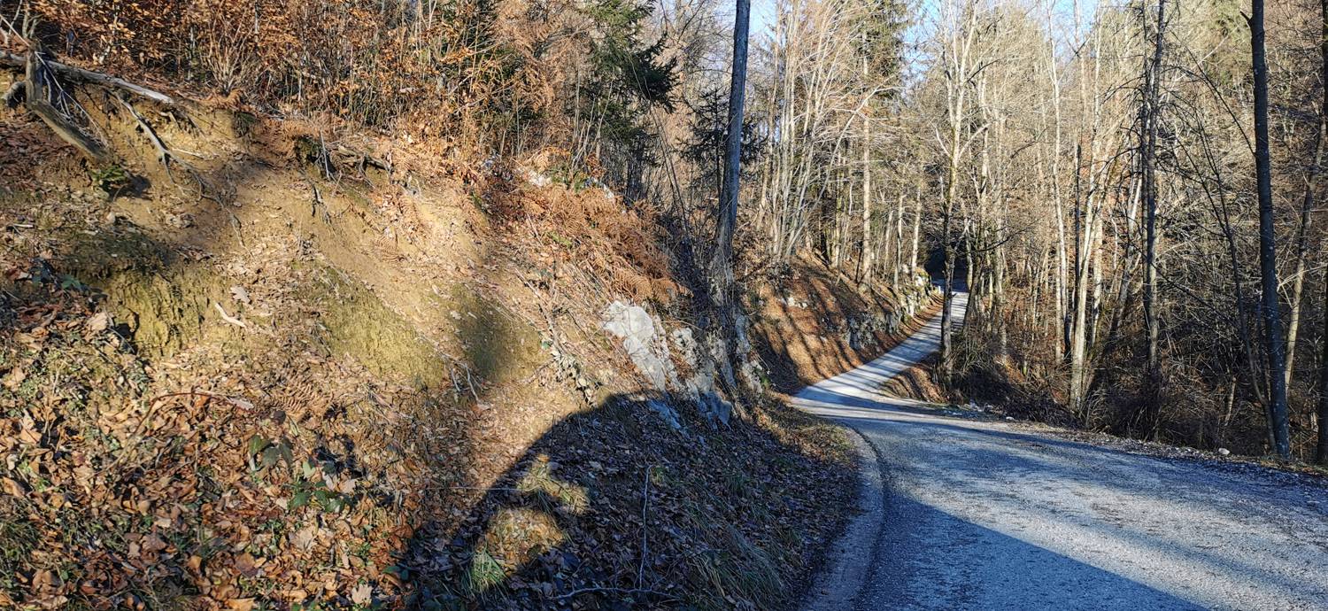 Pečine - Črvov vrh slika 4