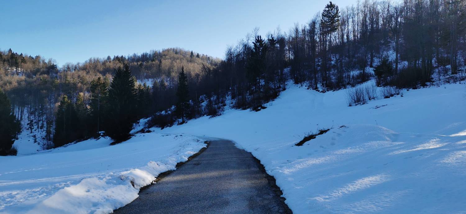 Lovska koča Lasce - Vrhovec (Šebreljski vrh) slika 2
