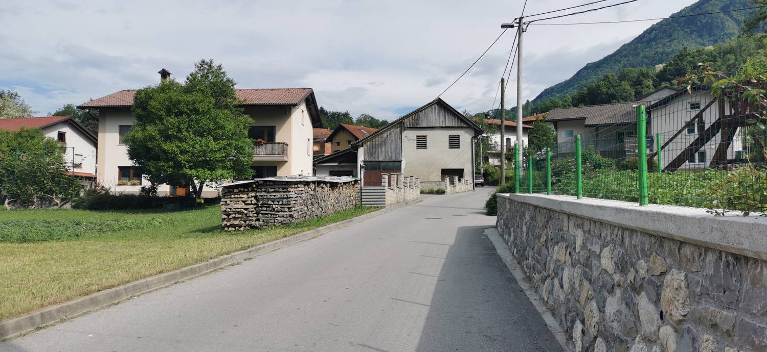 Kamno - Cerkev Svetega duha Libušnje slika 18