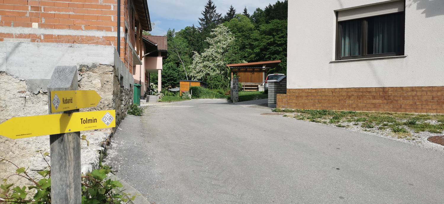 Kamno - Cerkev Svetega duha Libušnje slika 21