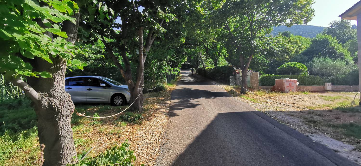 Parkirišče pod cerkvijo Svetega Ivana - Zakam slika 4