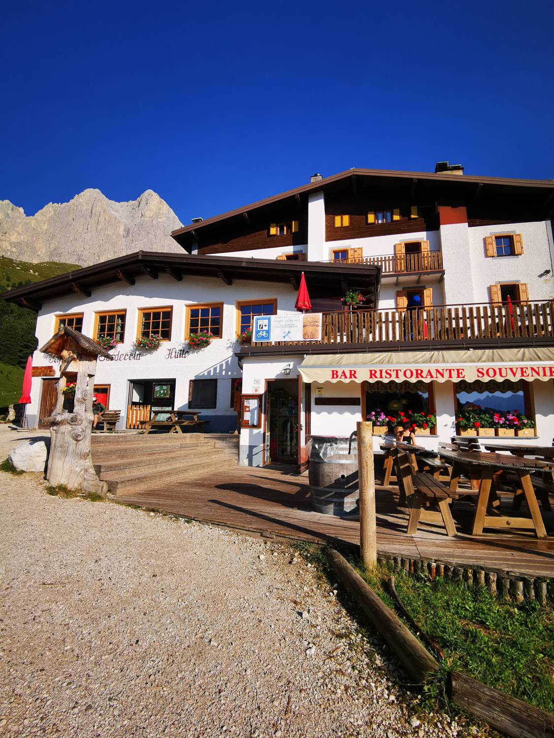 Rifugio Gardecia main photo