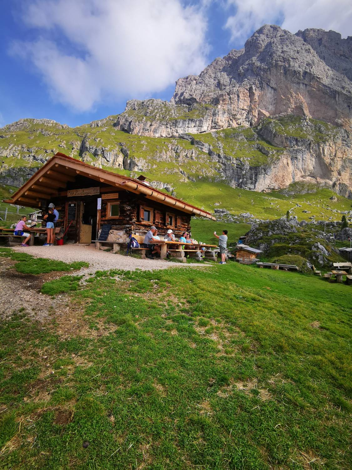 Rifugio Pieralongia main photo