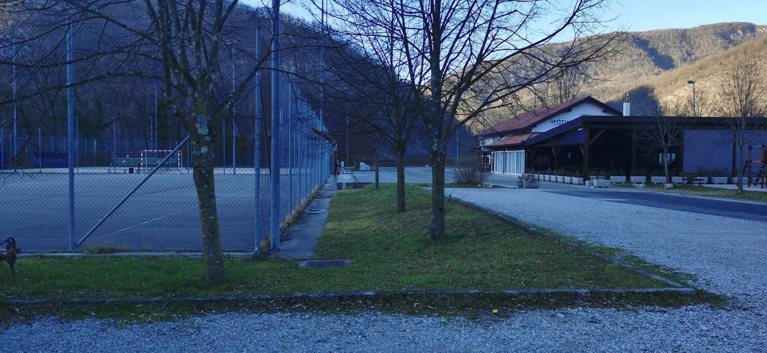 Ložice main photo
