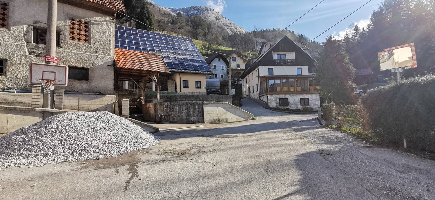 Poče main photo