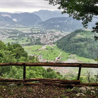 Izvir na Španih glavna slika